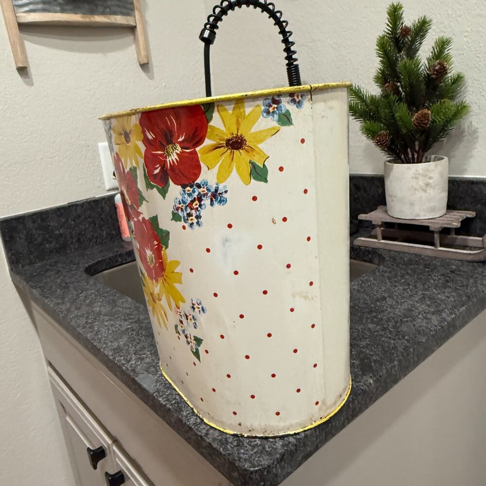 1950's Retro N.C. Color Ware Yellow & White Floral Metal Waste Bin - Picture 11 of 17